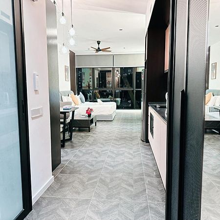 Scarletz Suites Klcc By Luxe Suites 吉隆坡 客房 照片