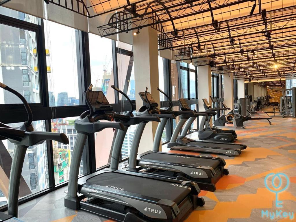 Scarletz Suites Klcc By Luxe Suites 吉隆坡 外观 照片