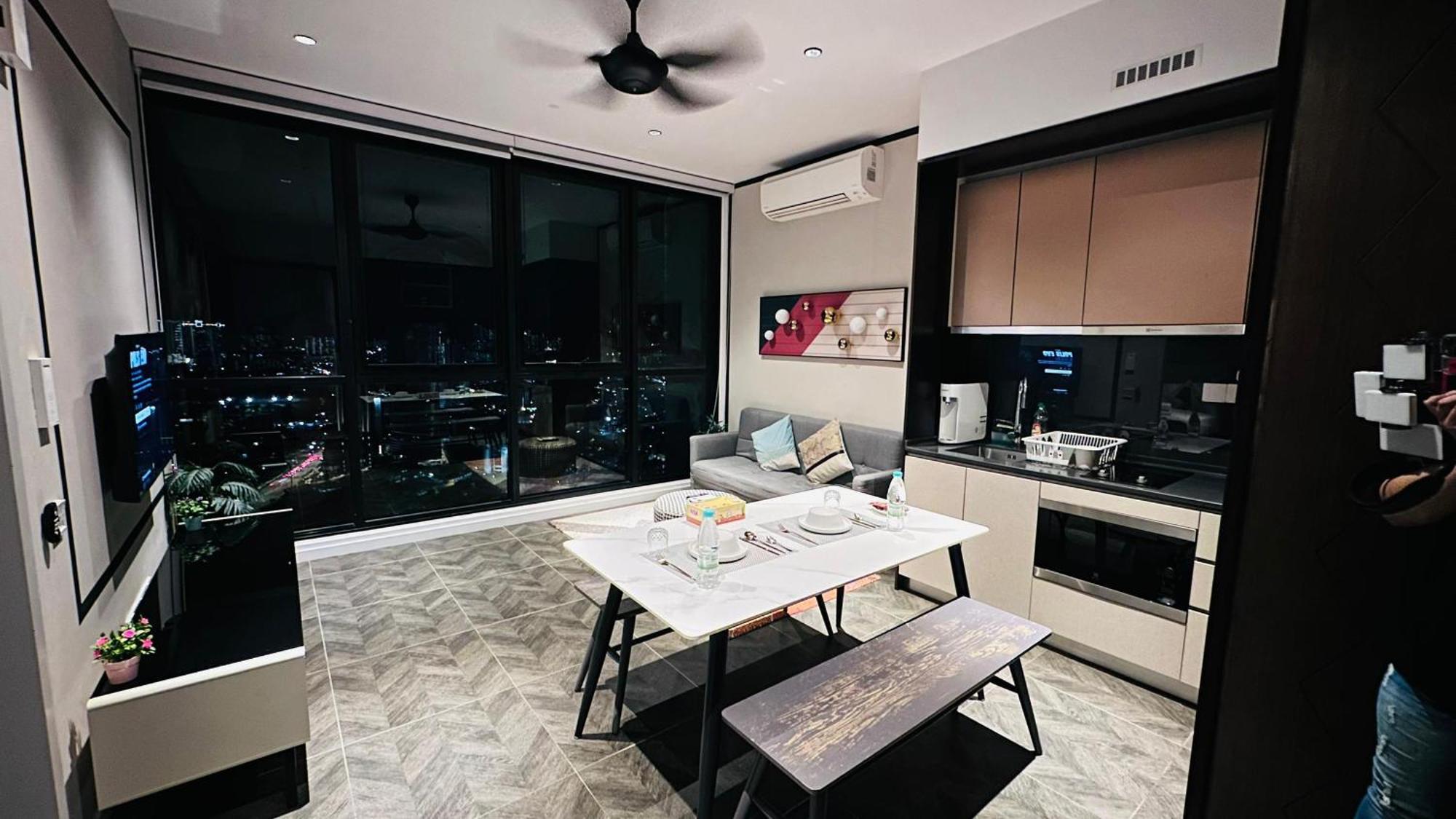 Scarletz Suites Klcc By Luxe Suites 吉隆坡 客房 照片