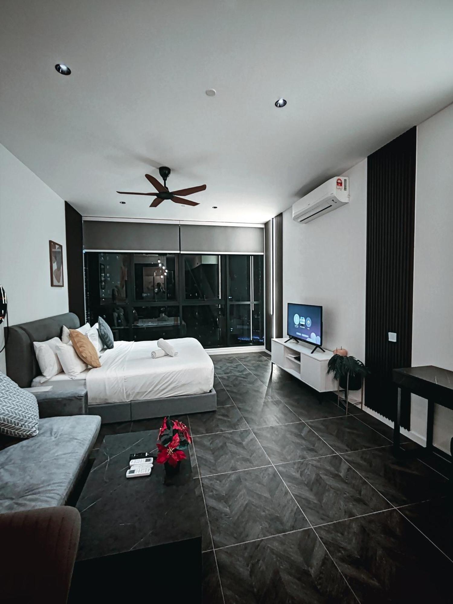 Scarletz Suites Klcc By Luxe Suites 吉隆坡 客房 照片