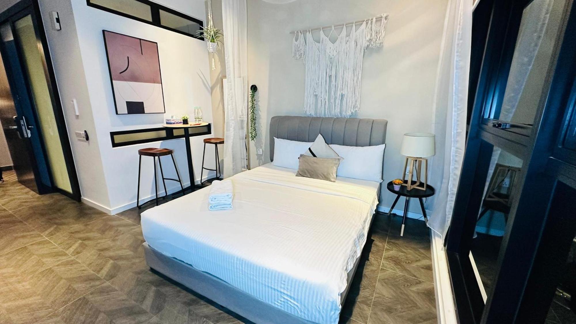 Scarletz Suites Klcc By Luxe Suites 吉隆坡 客房 照片
